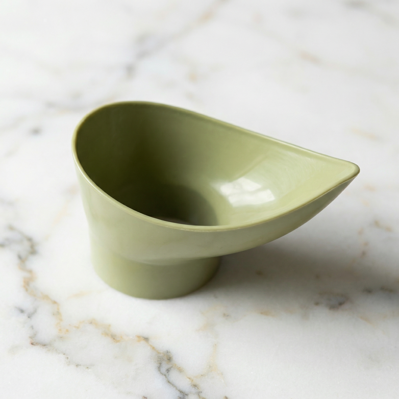 Portable Travel Urinal - Go Anywhere, Anytime, Leak-Free